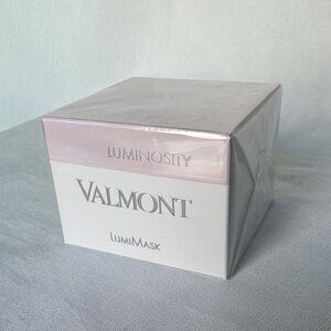 Valmont LumiMask in Pink and White
